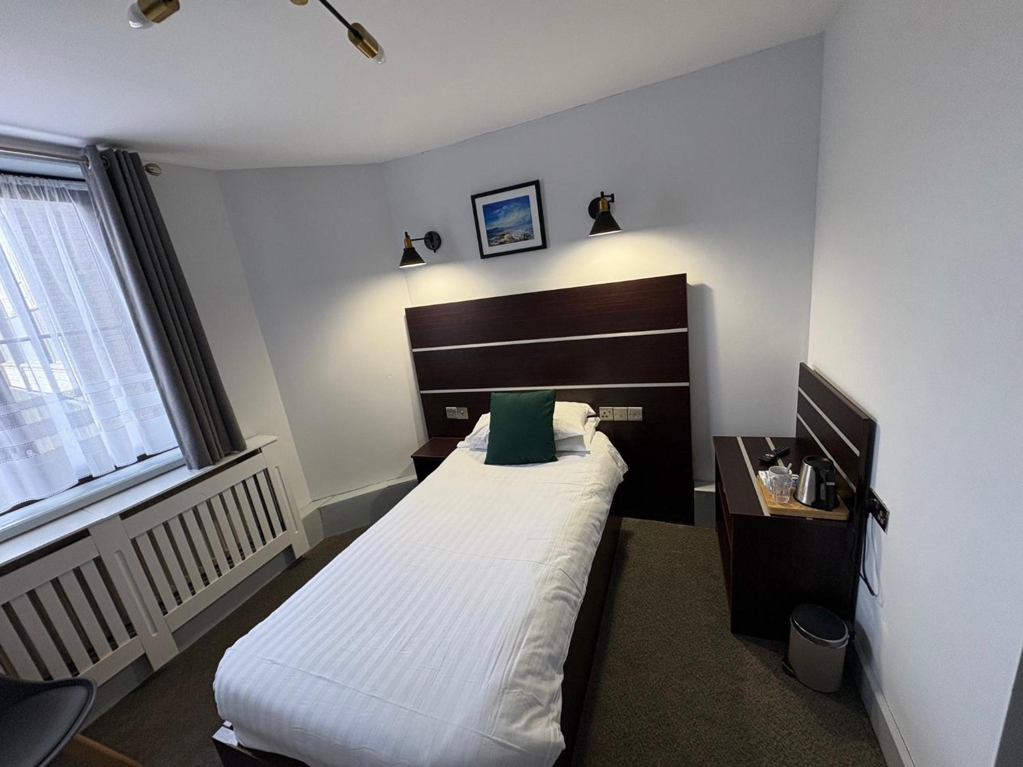 Best Western Ebbw Vale Exterior foto
